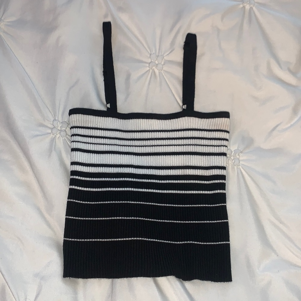 Striped black and white tank size XS